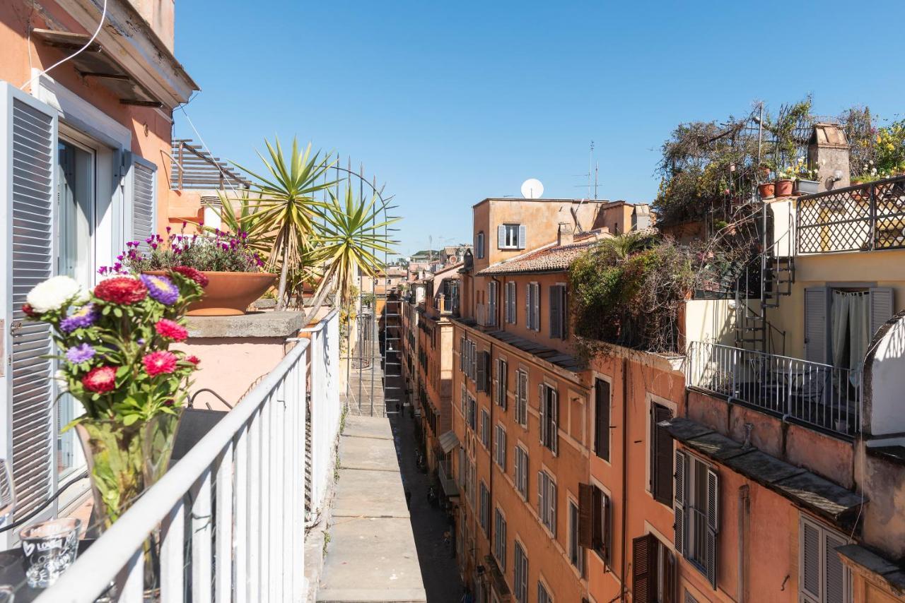 Spanish Steps Corner Rome Bagian luar foto